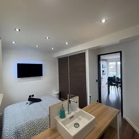 T2 Design Climatise Au Coeur De Divonne-les-Bains